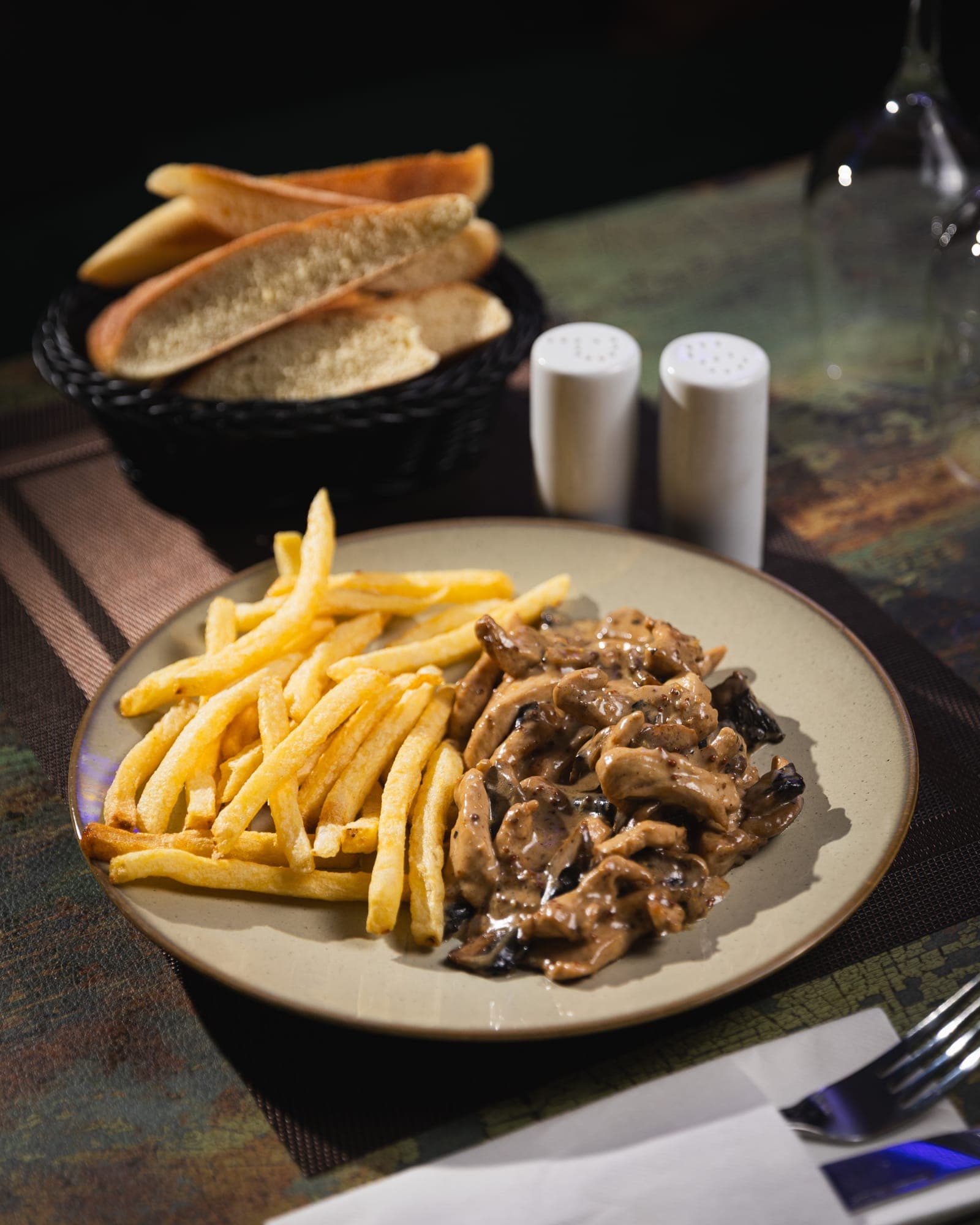 Médaillon de Lotte (Sauce Champignons)